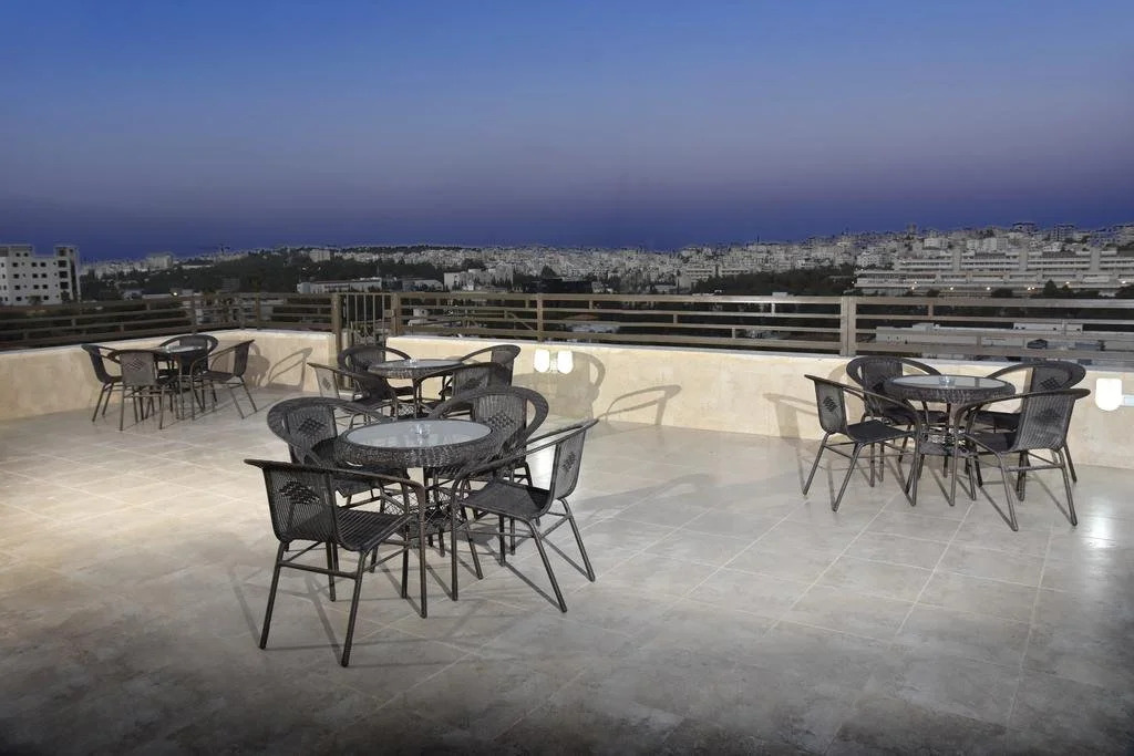 Al Bateel Hotel Apartments