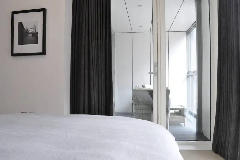 Modern 1 Bedroom Apartment in Brixton With Balcony