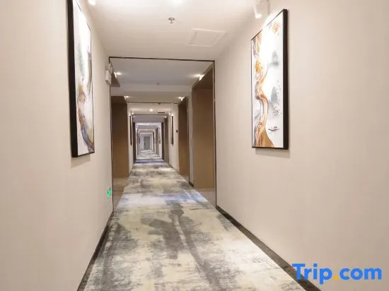 Starlight Hotel(Yuxi High-Speed Railway Station Store)