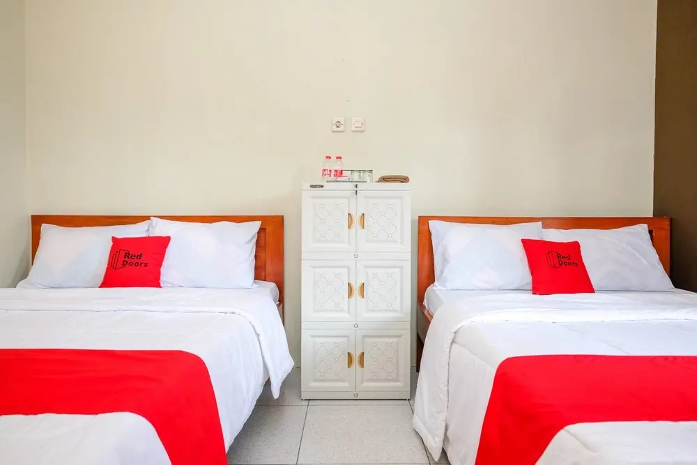 RedDoorz near Wisata Kalianget Wonosobo
