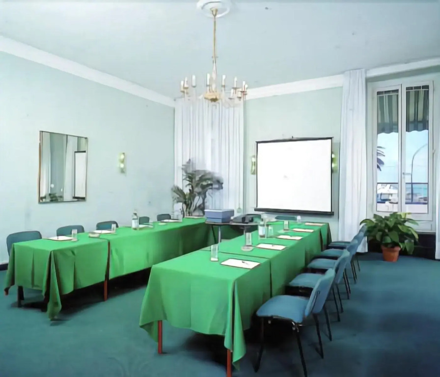 Hotel Mediterranee
