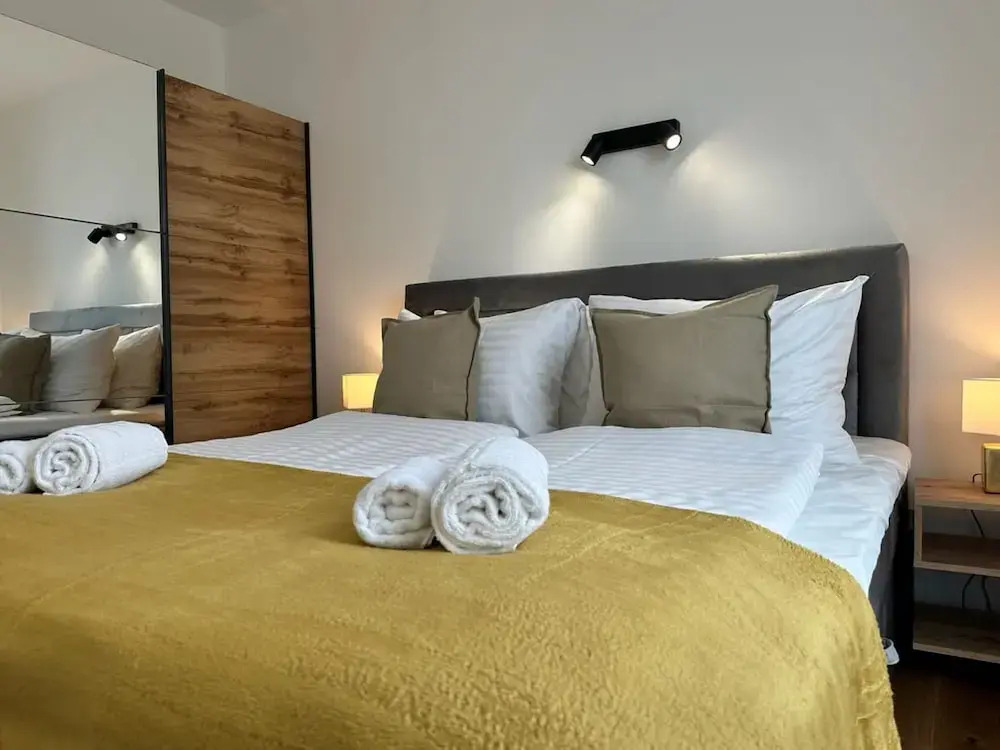 Garden Residence - Premium Alpine View Apartment