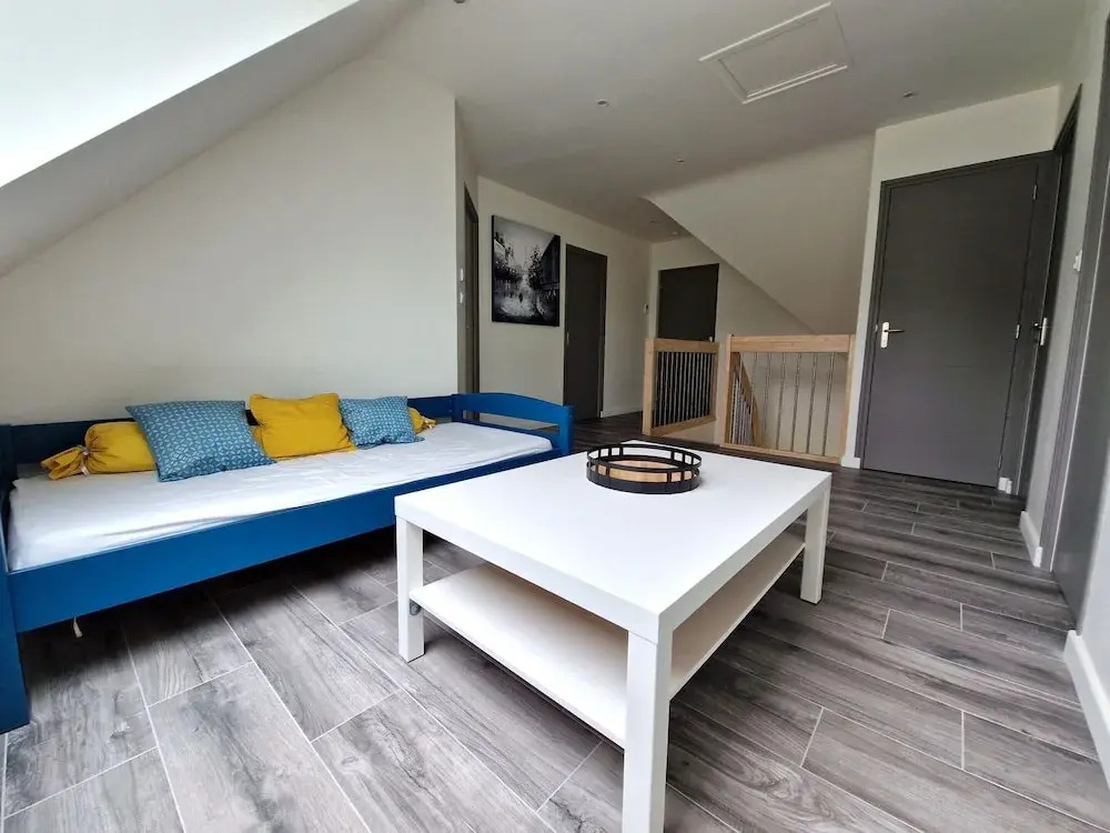 Spacious House Near Pink Granite Coast