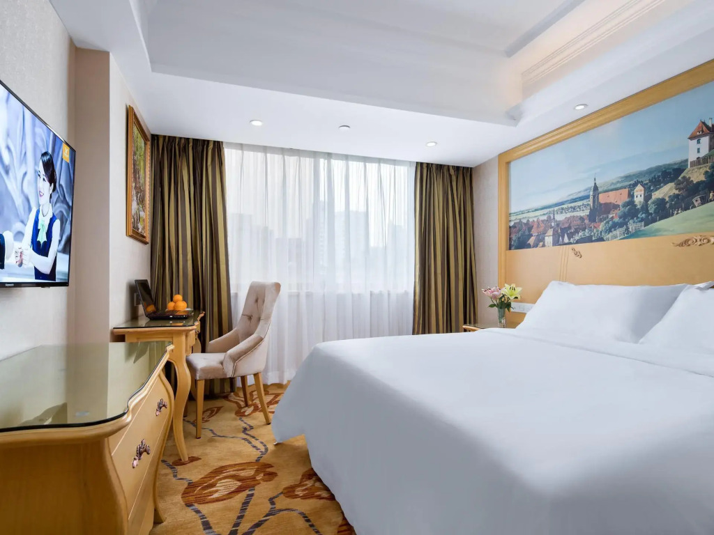 Vienna Hotel (Guangzhou railway station & Xiaobei subway station)