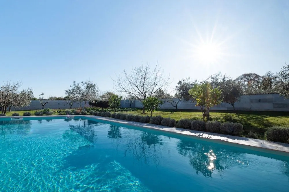 Olive & Lavender villa with pool