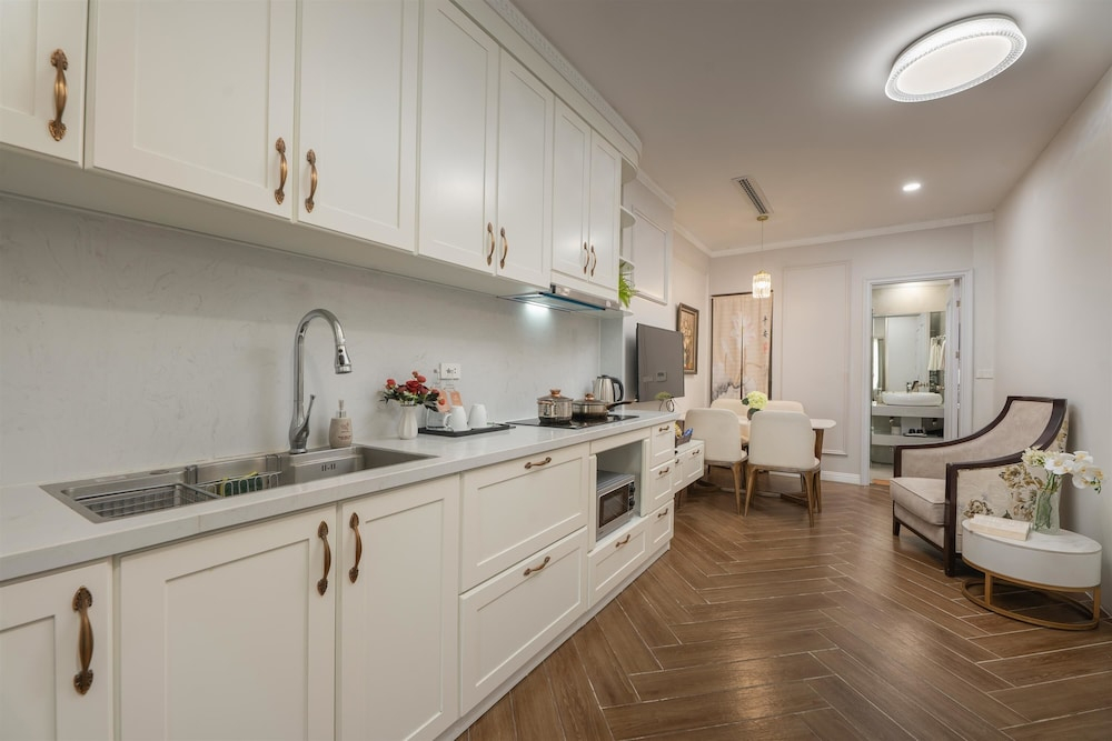 Westlake Pearl Suites 2 - Pegasy Group