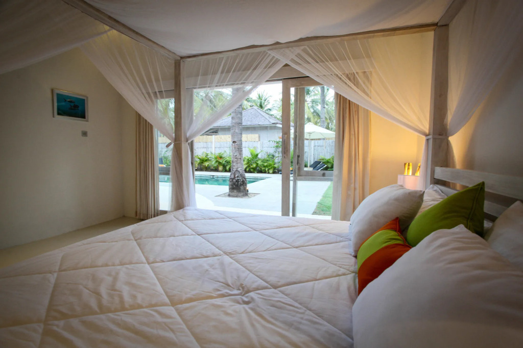 Sunset Palms Resort