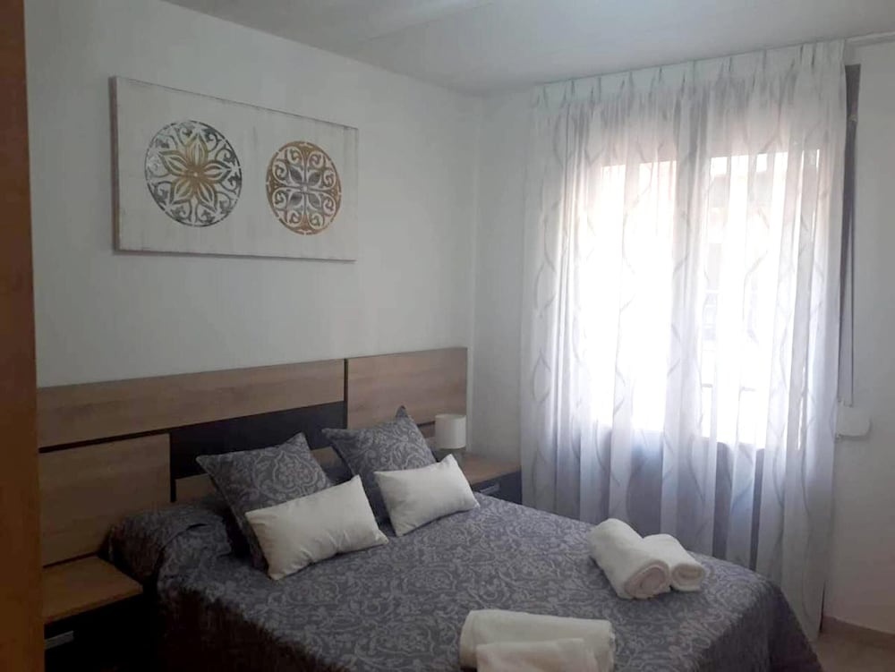 Apartment With 3 Bedrooms in Cardona, With Wonderful City View, Enclosed Garden and Wifi