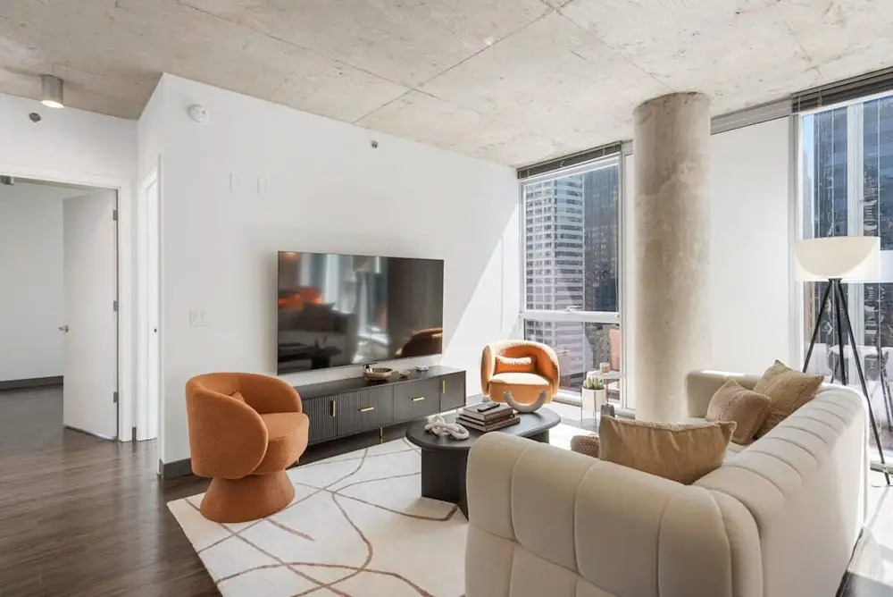 Designer Combo The Loop 2x 3BR Group Stay Views