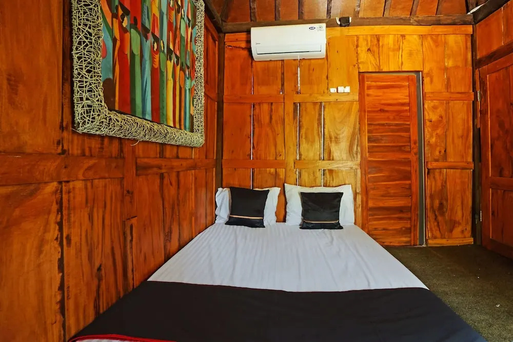 Capital O 93238 Lembah Mbalong Resort