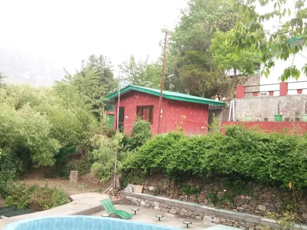 Camp Lagoon and Cottage