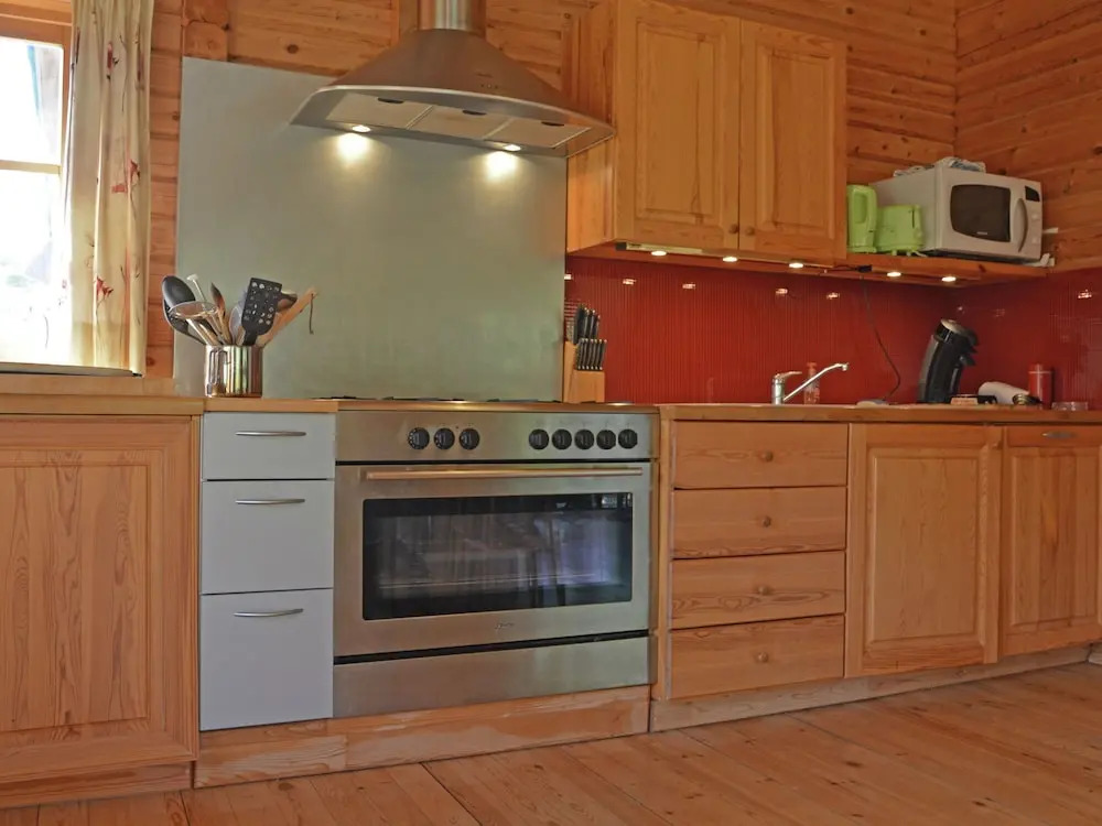 Chalet With Pool in Quiet Rural Setting, Near Regional Park in the Lot