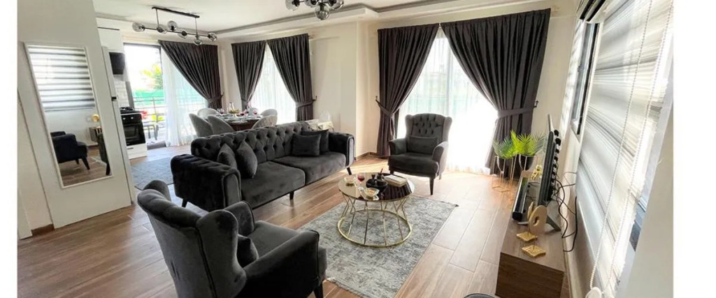 Villa121