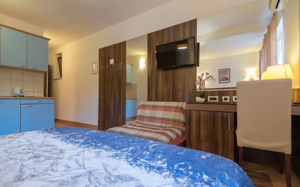 Apartments Villa Kresic