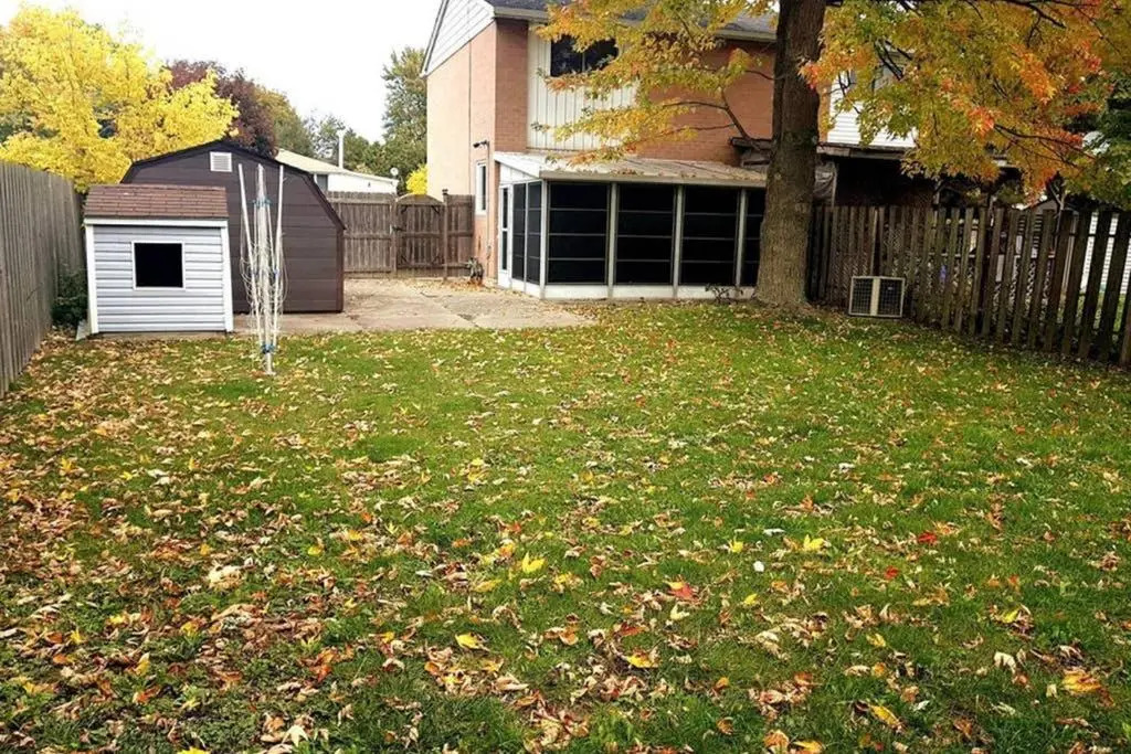 Sarnias Hidden Gem - 3 BR/2 BA by College/Hwy/Arena