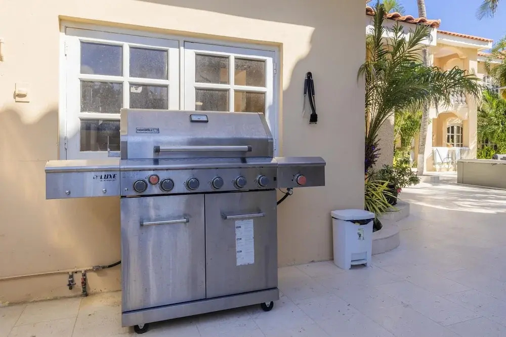 Charming Condo in Prime Location Wacamaya Condos