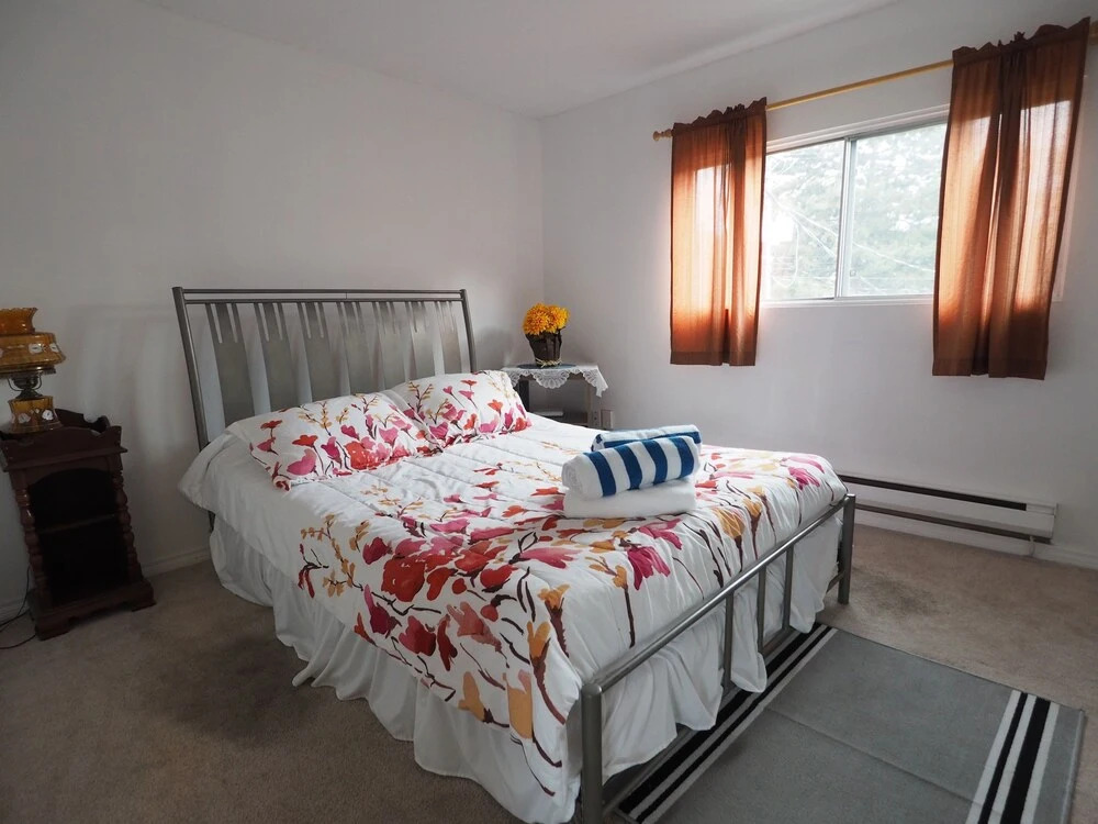 Sunrise Rooftop Condo 3 Bedrooms 1 Bathroom Condo