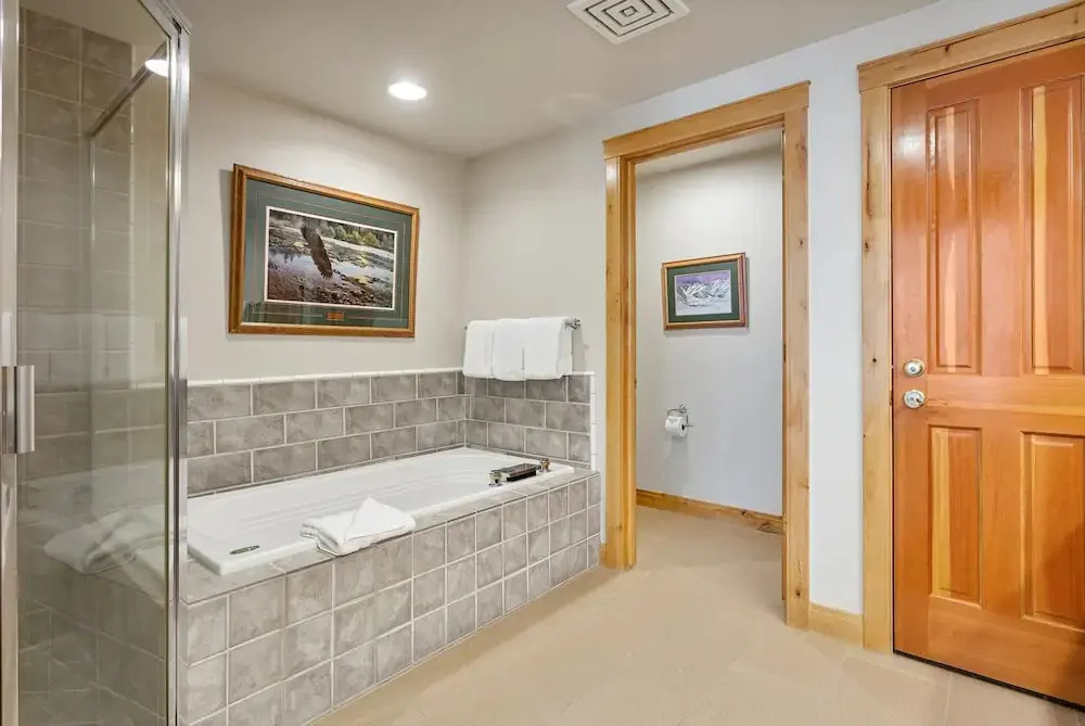 Trail's End Lodge at Deer Valley Resort - Two Bedroom Residence with Spa #201 2 Condo