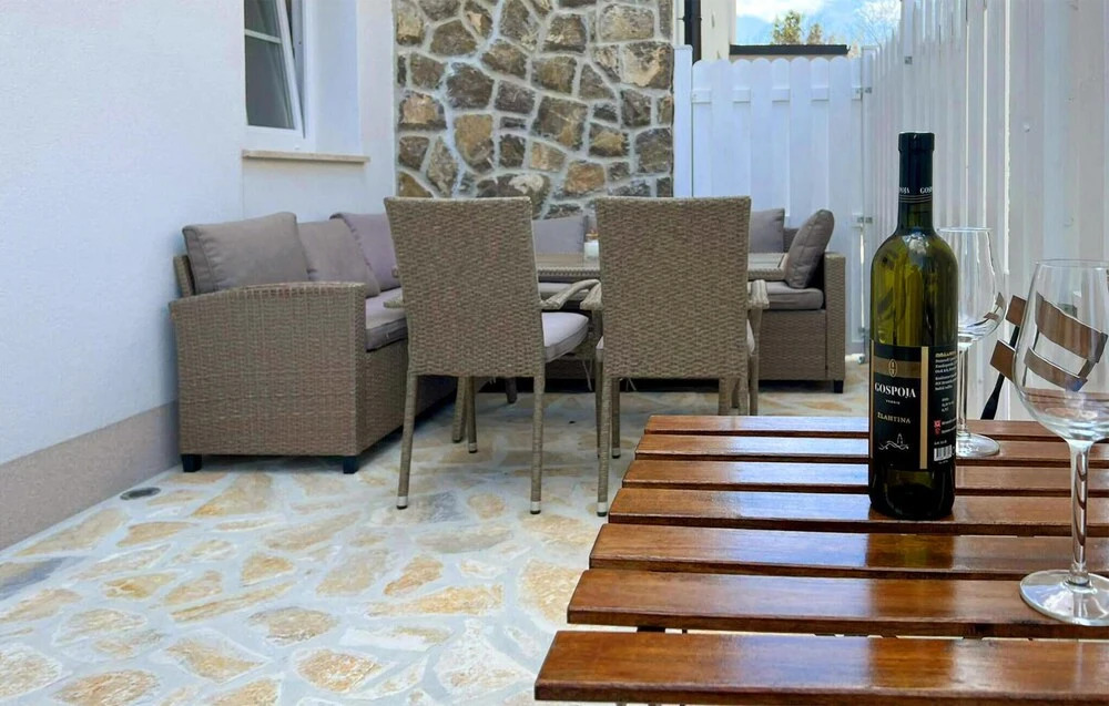 Beautiful Home In Kornic