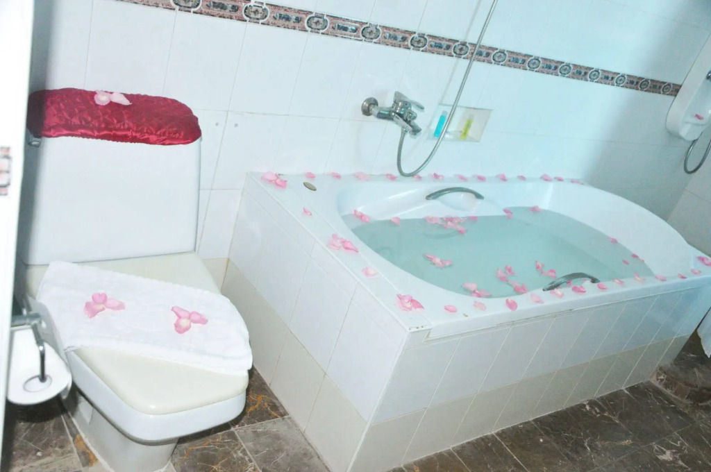Great Wall Hotel