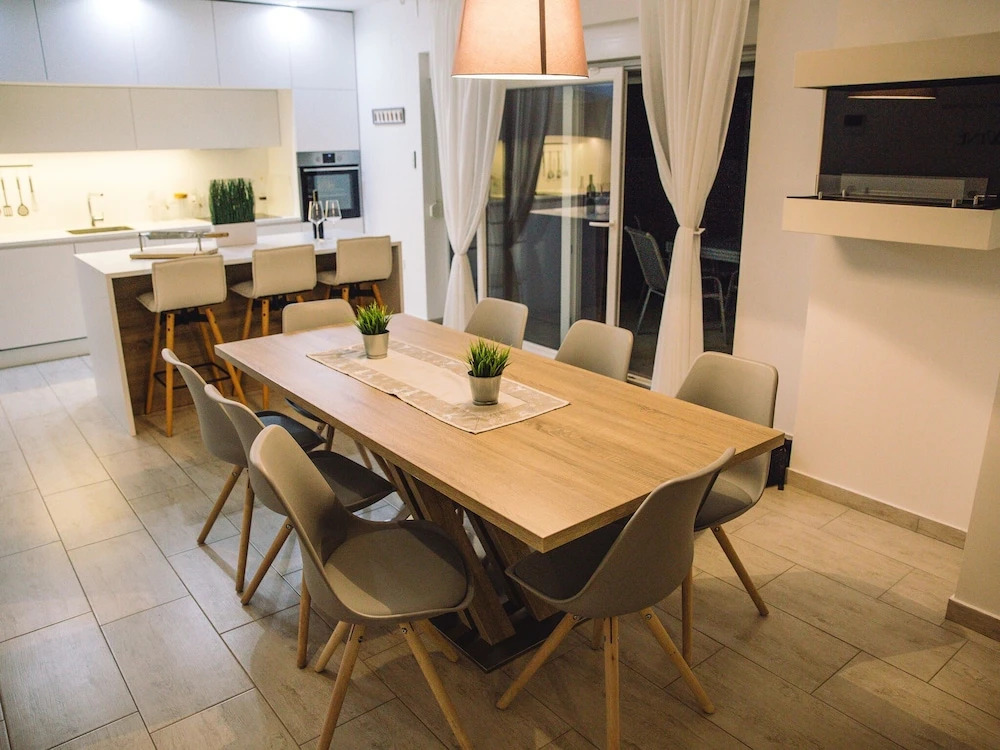 Exotic Villa in Novigrad With Private Swimming Pool