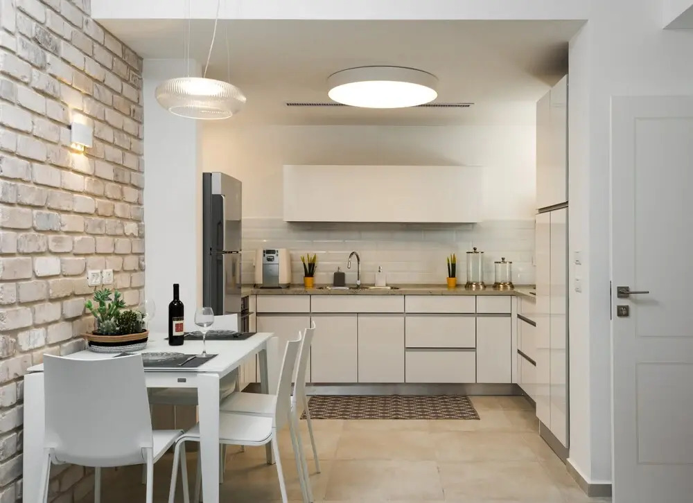 Contemporary & Texture-Rich Hideaway