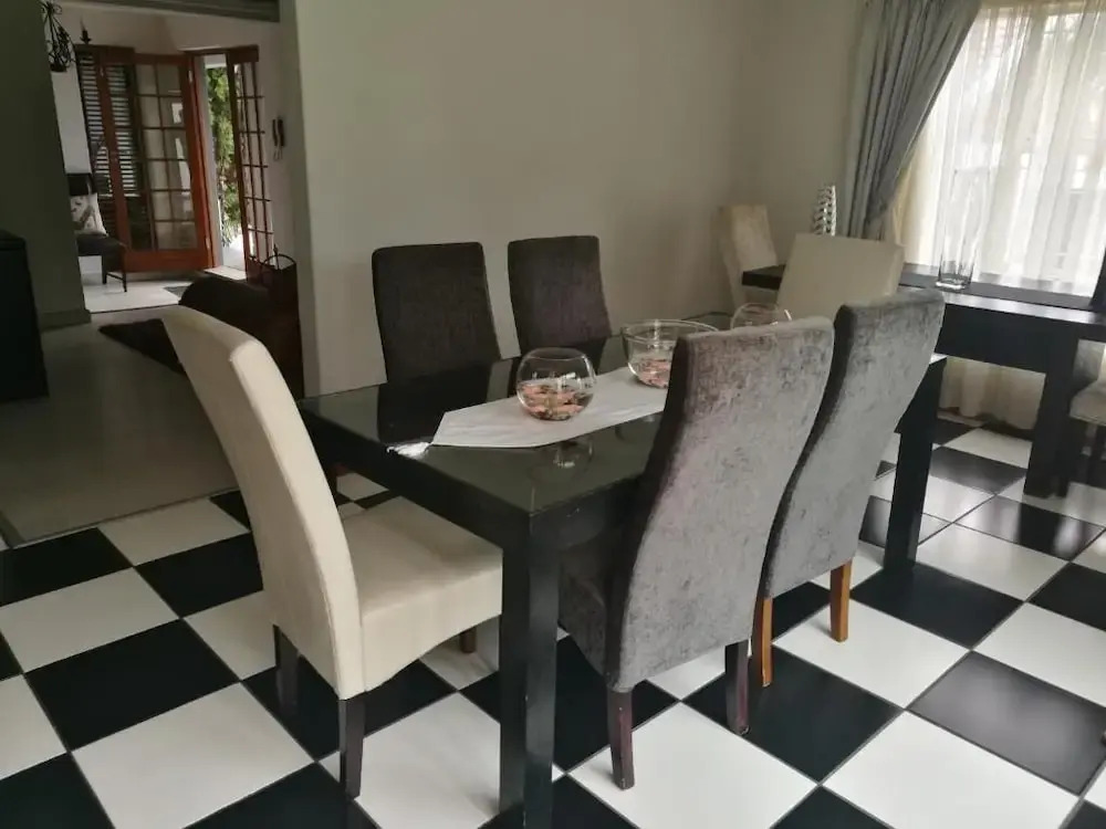 Corgi Guest House