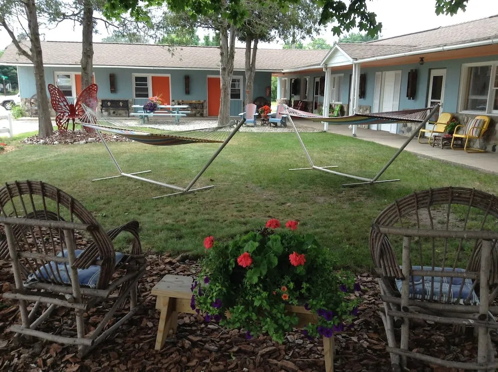 Bay Port Lodging