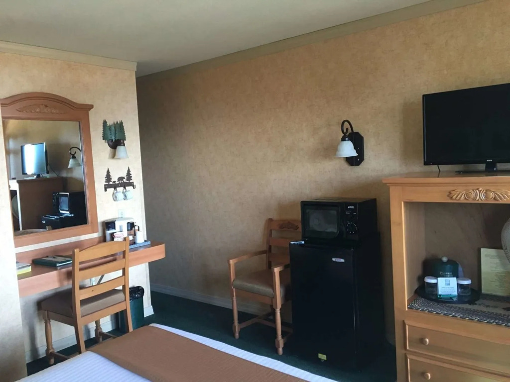 Pepper Tree Inn Tahoe City
