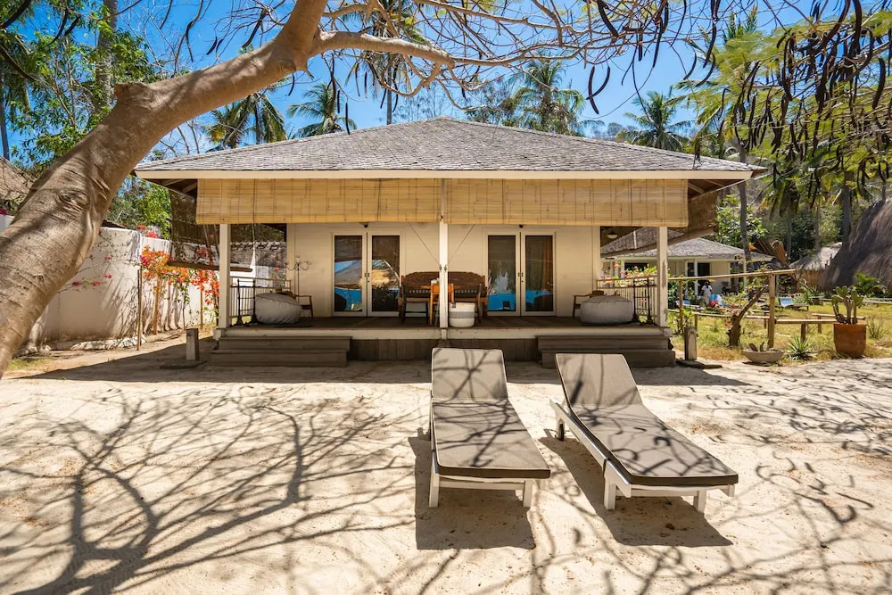 Villa Matahari Terbenam