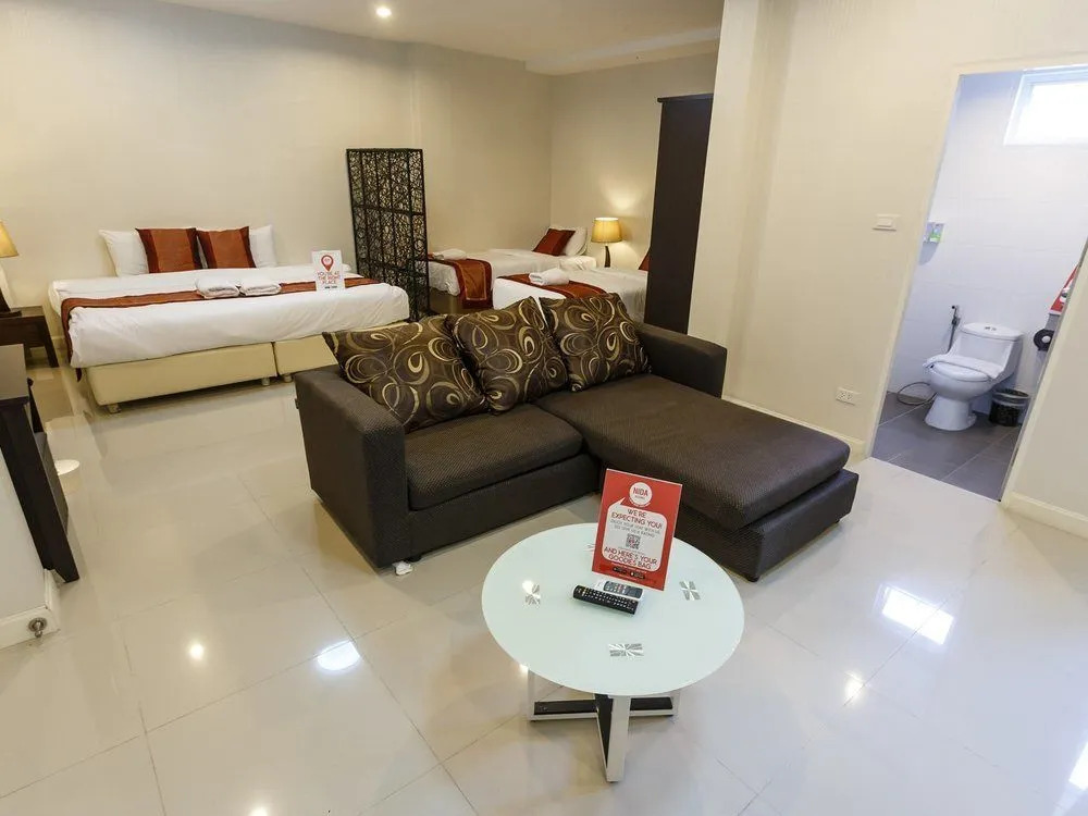 NIDA Rooms Changmoi 11 Prince