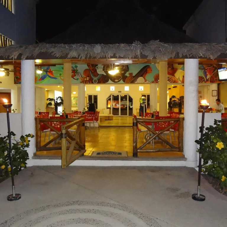 Hotel Palapa Palace