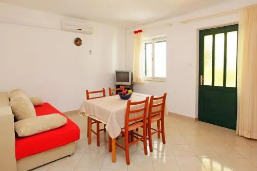 AdriaBol Apartments Katica