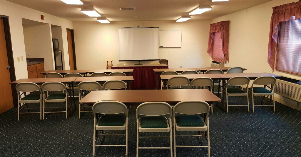 Motel 6-Saukville, WI