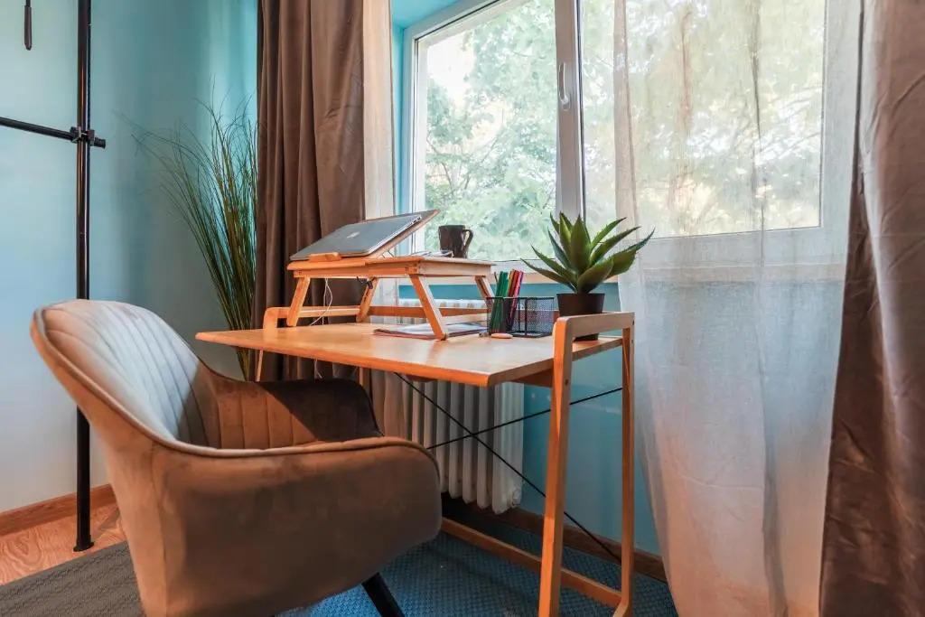 Jungle Apartment 15 Min Walk to Beach & Downtown