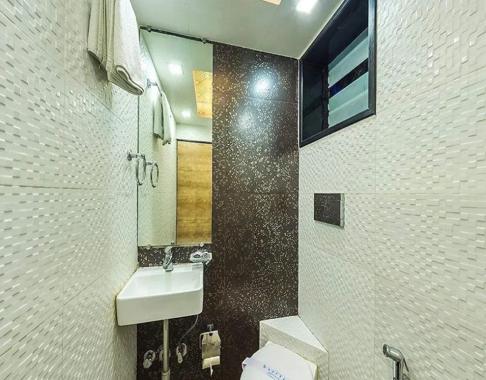 Room Maangta 136 - CST