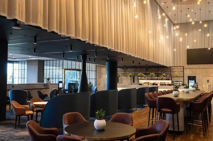 Hotel AJ International