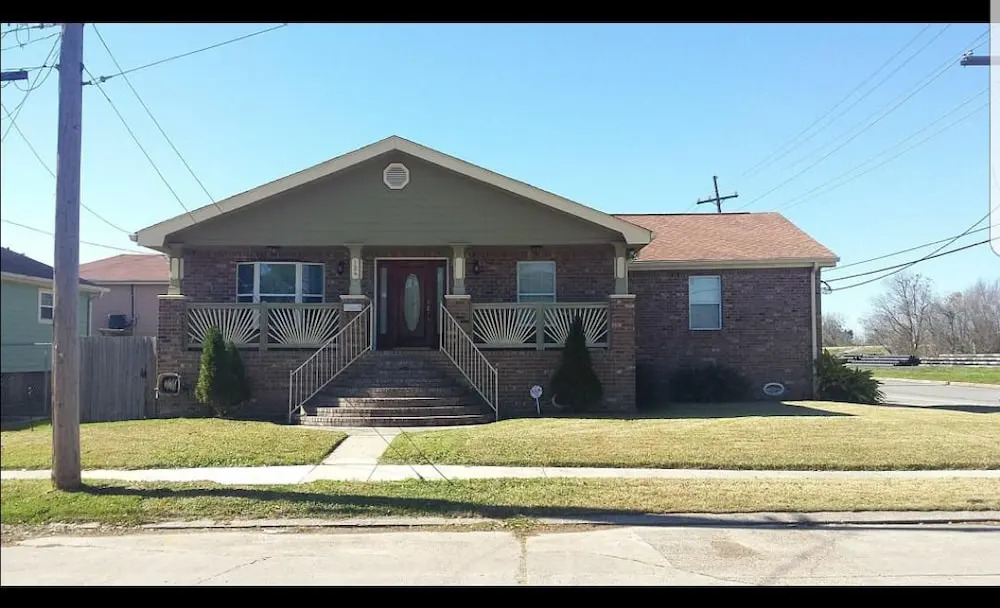 Beautiful 3 BR home