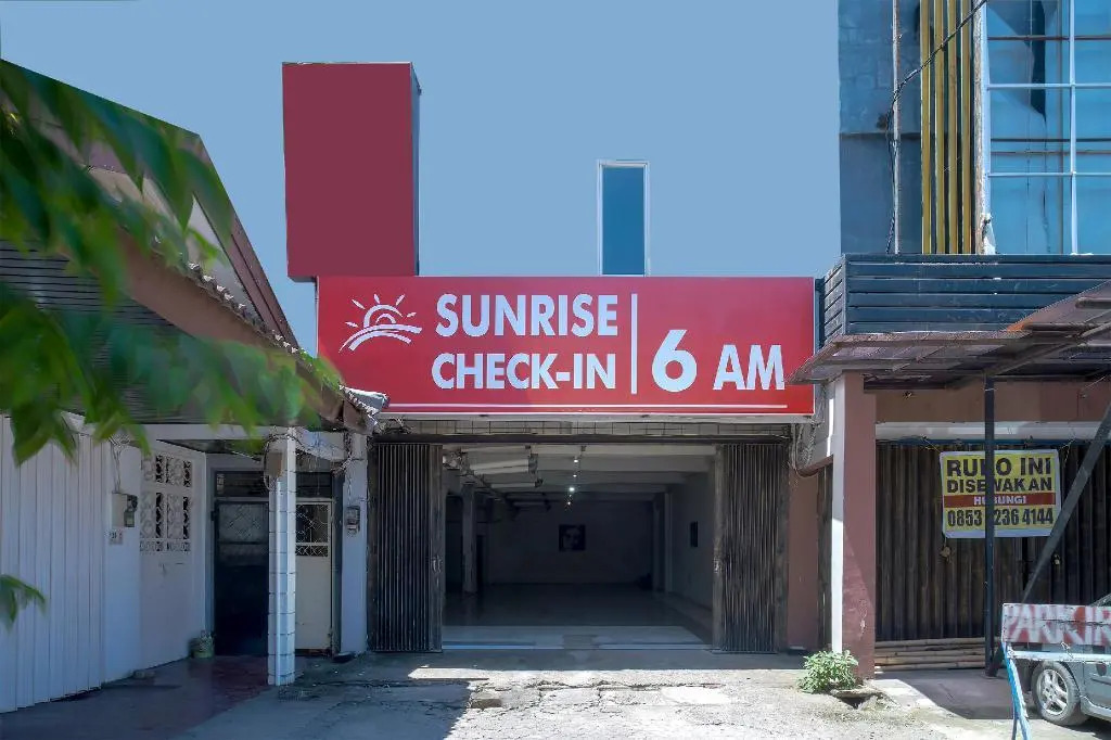 Hotel O Makassar near Mall Panakukkang formerly Sayang Home Stay