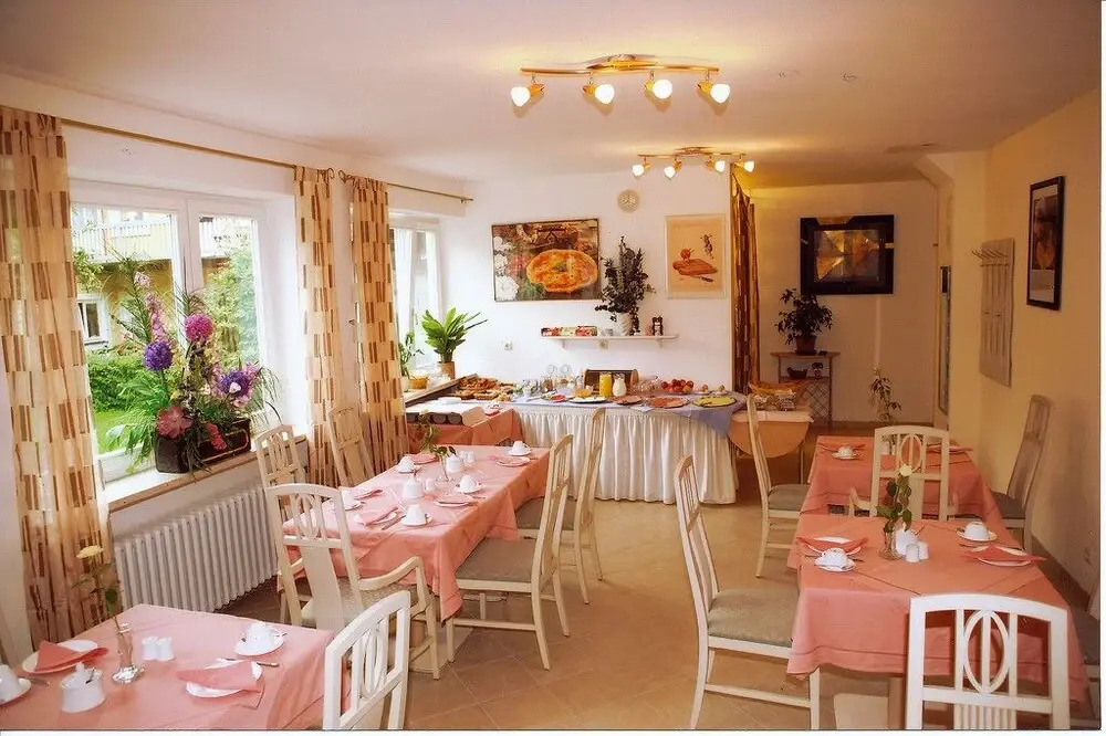 Hotel Alpenrose