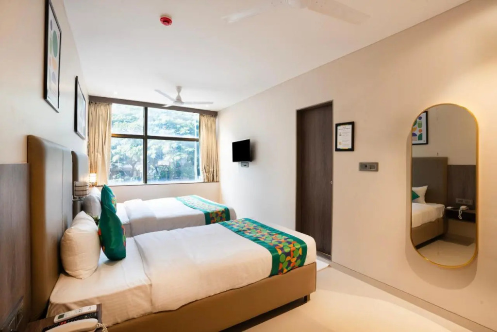 Treebo Vro Boutique, Andheri East