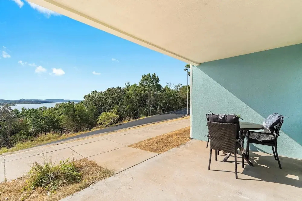 Waterview Oasis Stay for 4