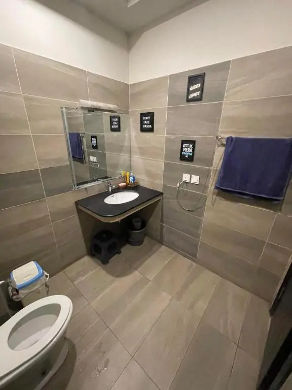 Near AirPort/Motorway/Daewoo - Large 3BHK Apt
