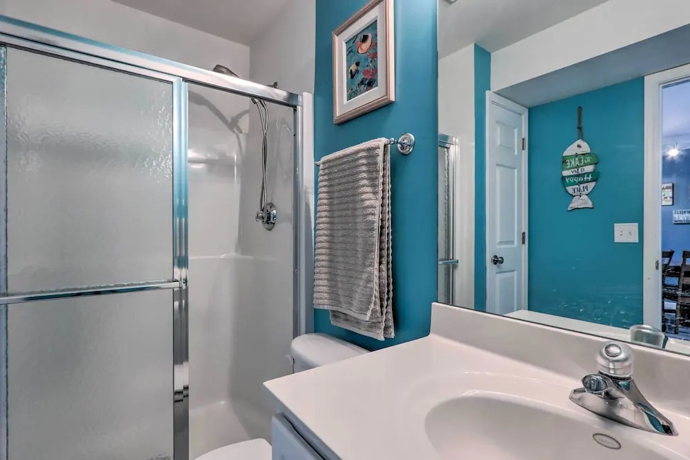 Boat Ramp, Dock & Slip: Step-free Camdenton Condo!