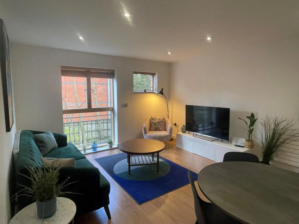 MAIDENHEAD Stylish and modern 2 bedroom apartment