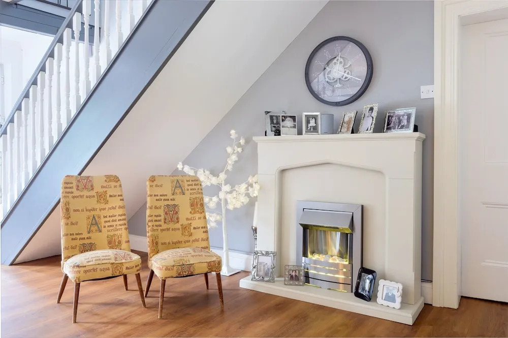 The Willows House & Studios