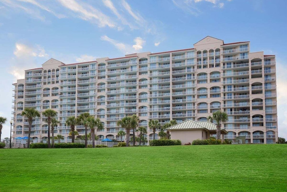 North Tower 208