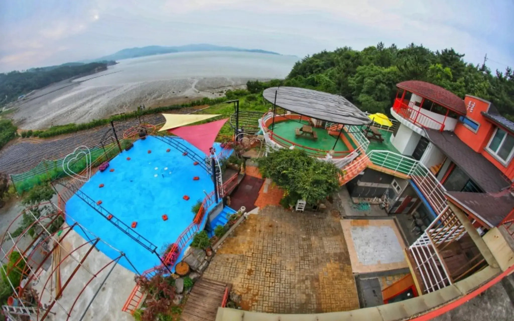 Seosan Solchang Pension