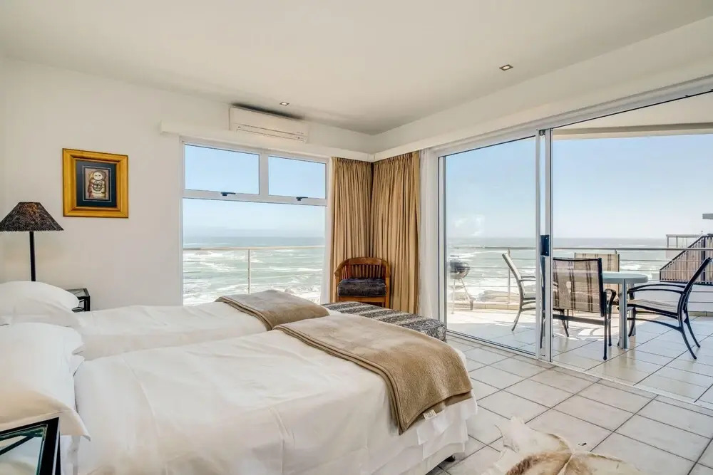 Immaculate Camps Bay Penthouse With Uninterrupted Ocean Views and Splash Pool CBT Penthouse