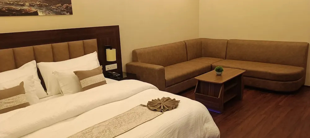 XCELSIOR HOTEL & SPA